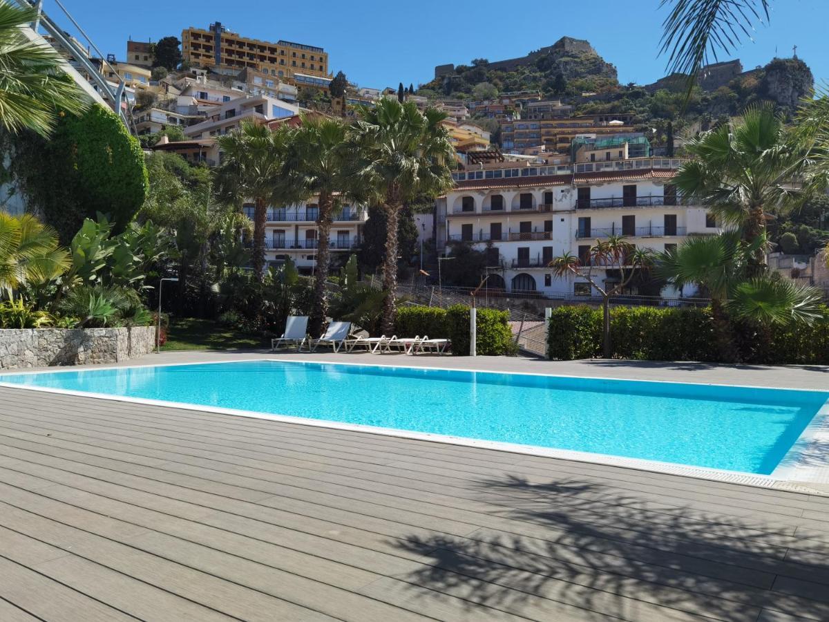 Taormina Lukos House In Center With Pool By Taormina Holidays Bagian luar foto